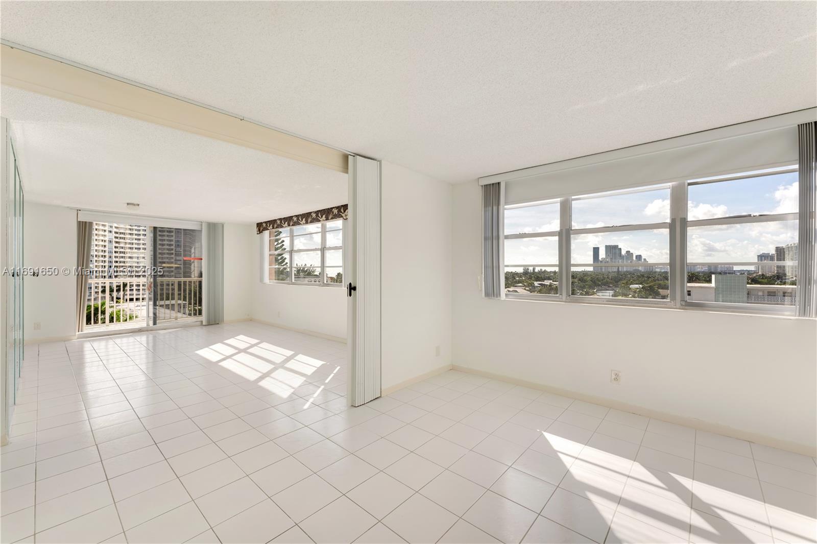3161 S Ocean Dr # 806