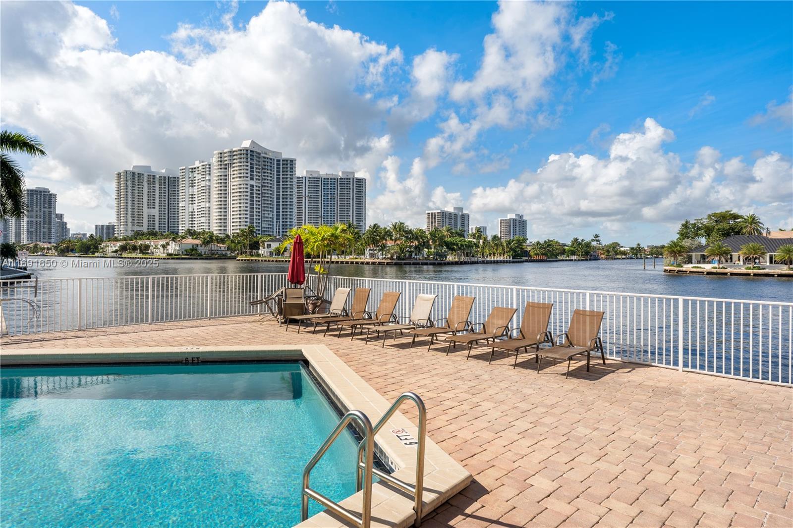 3161 S Ocean Dr # 806