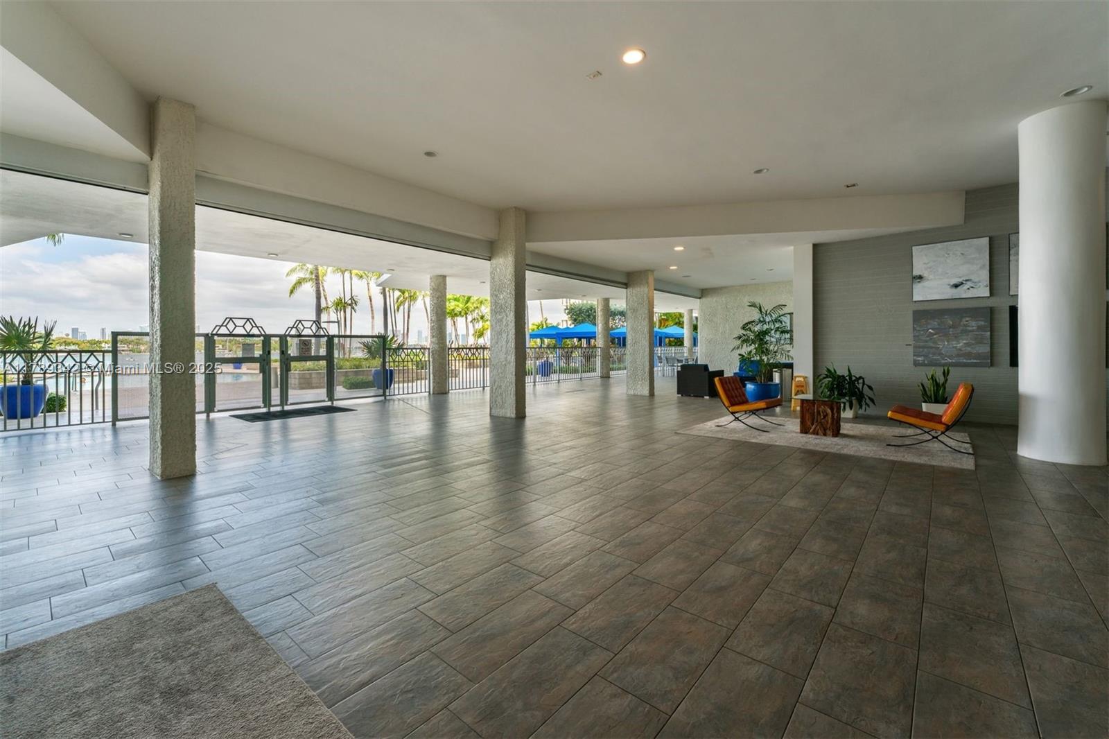 800 West Ave # 720
