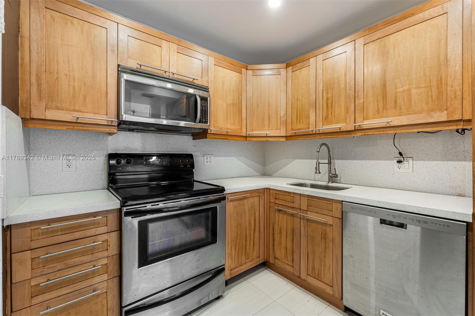 800 West Ave # 720