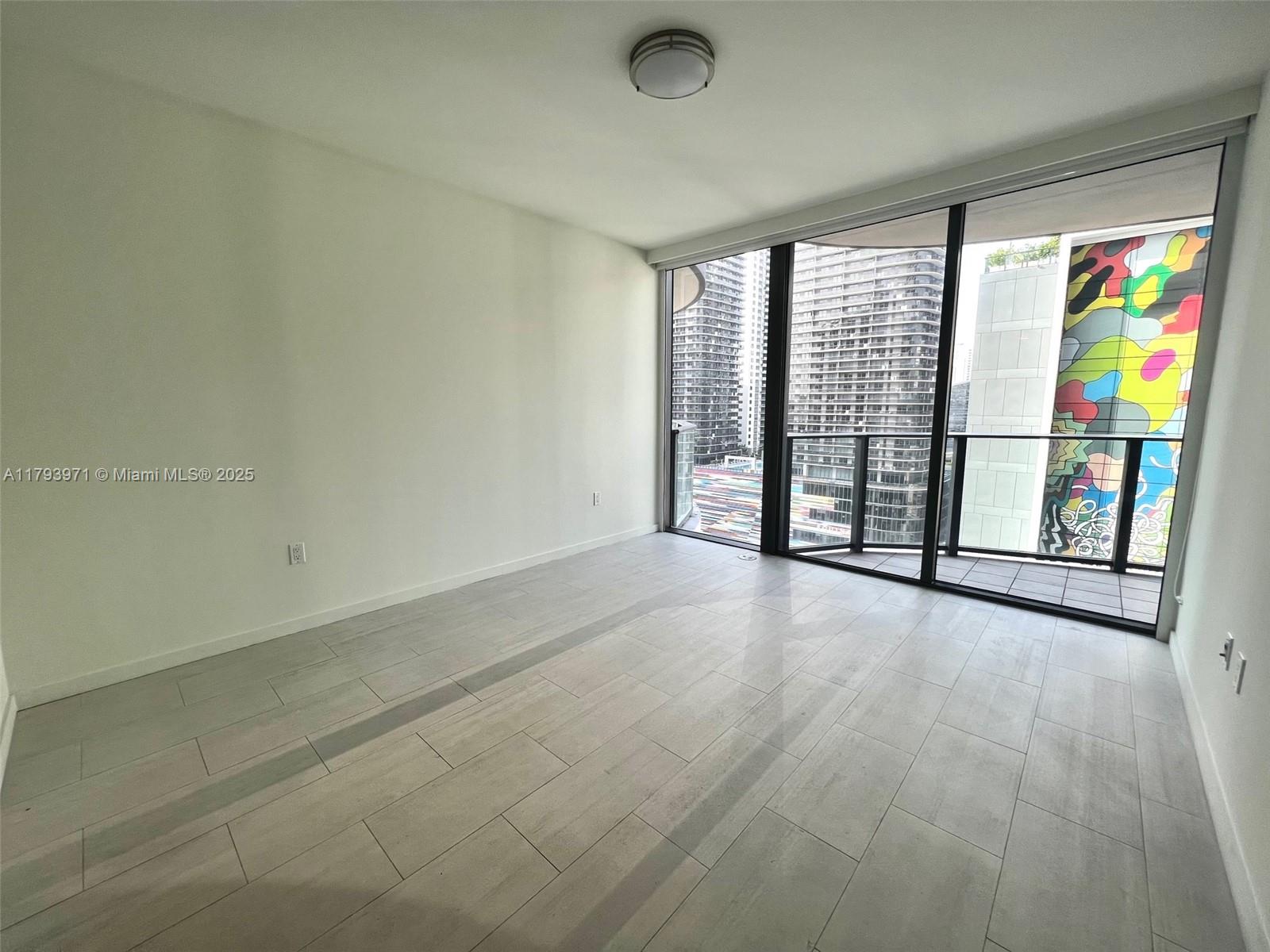 1000 Brickell Plz # 1912