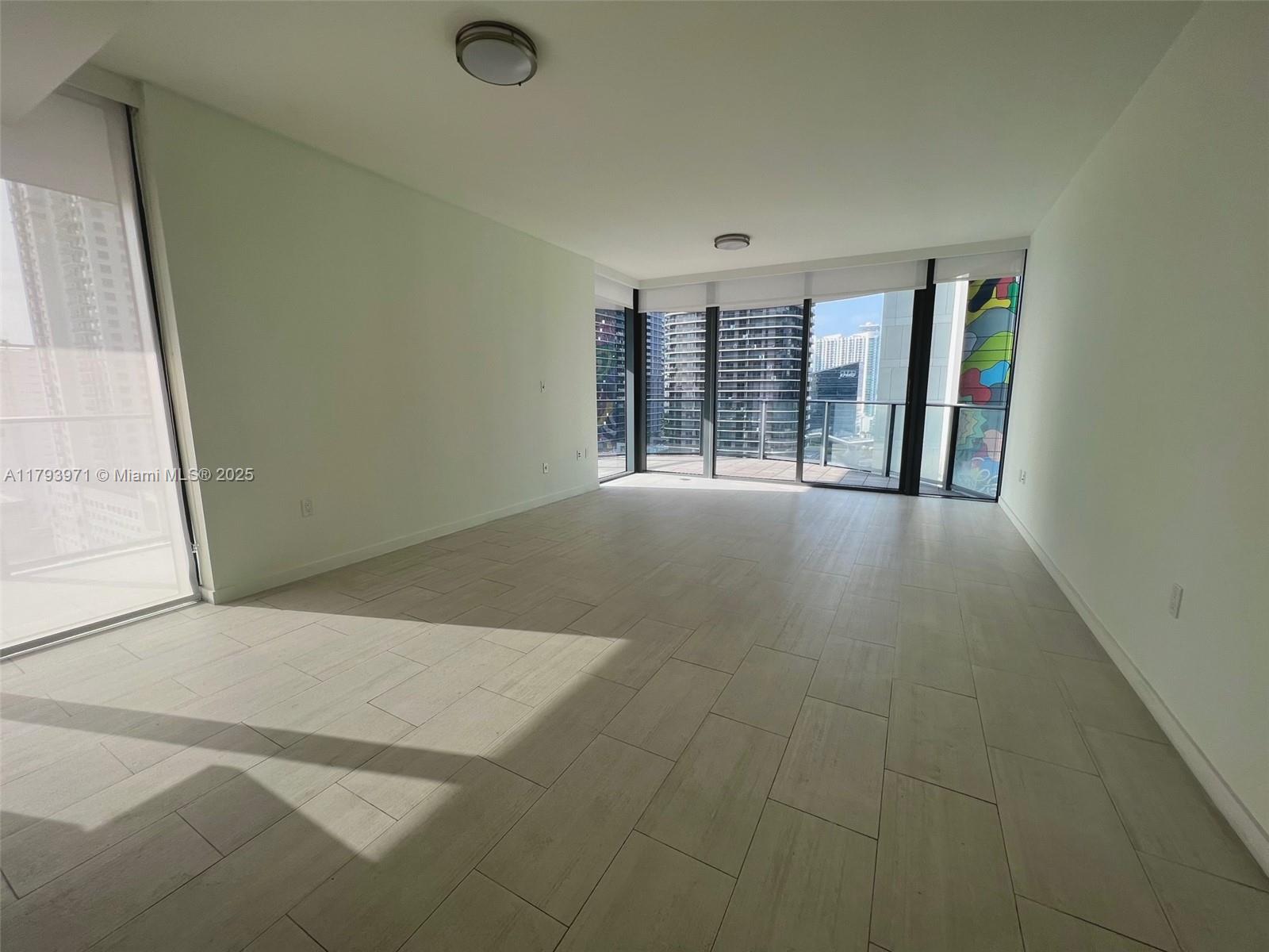 1000 Brickell Plz # 1912
