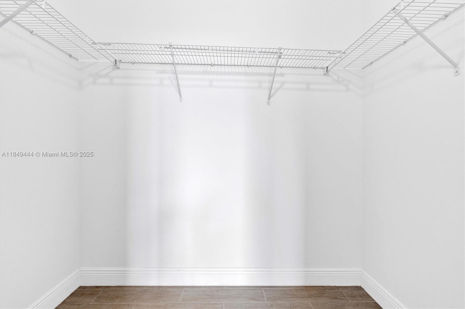 888 S Douglas Rd # 1415