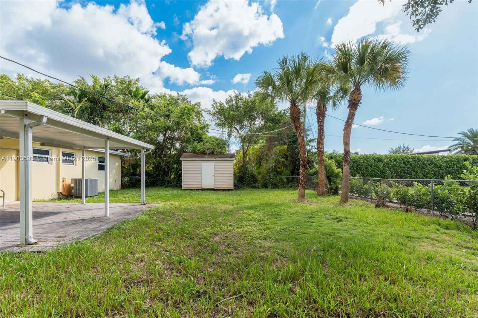 8670 SW 27th Ln, Miami