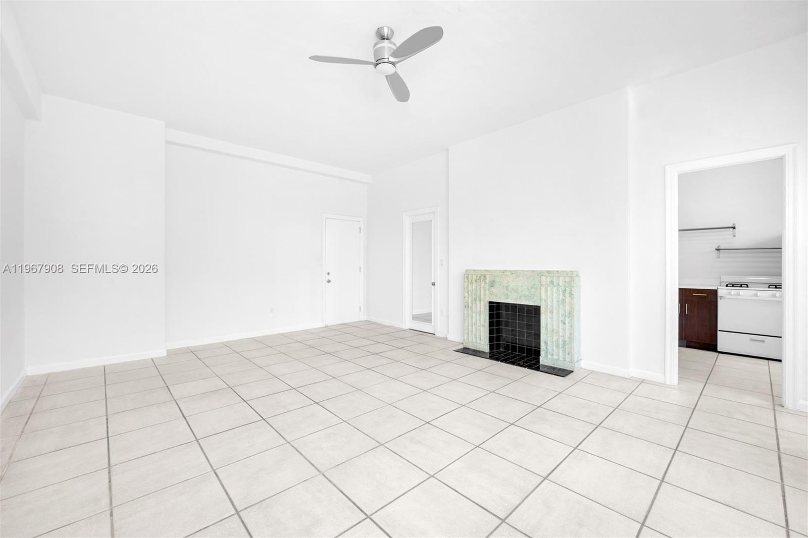 2421 Lake Pancoast Dr # 2C