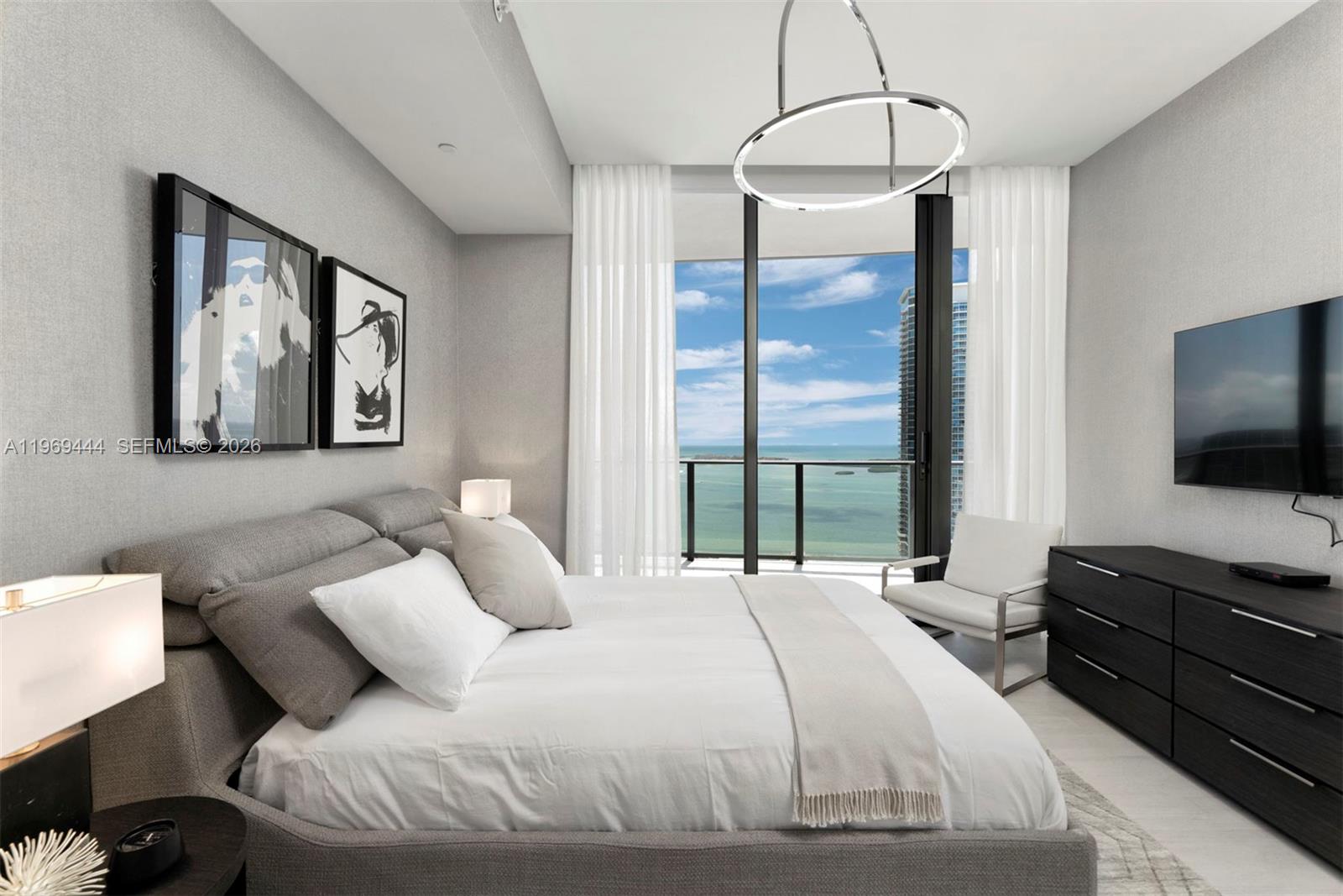1000 Brickell Plz Unit: PH6108