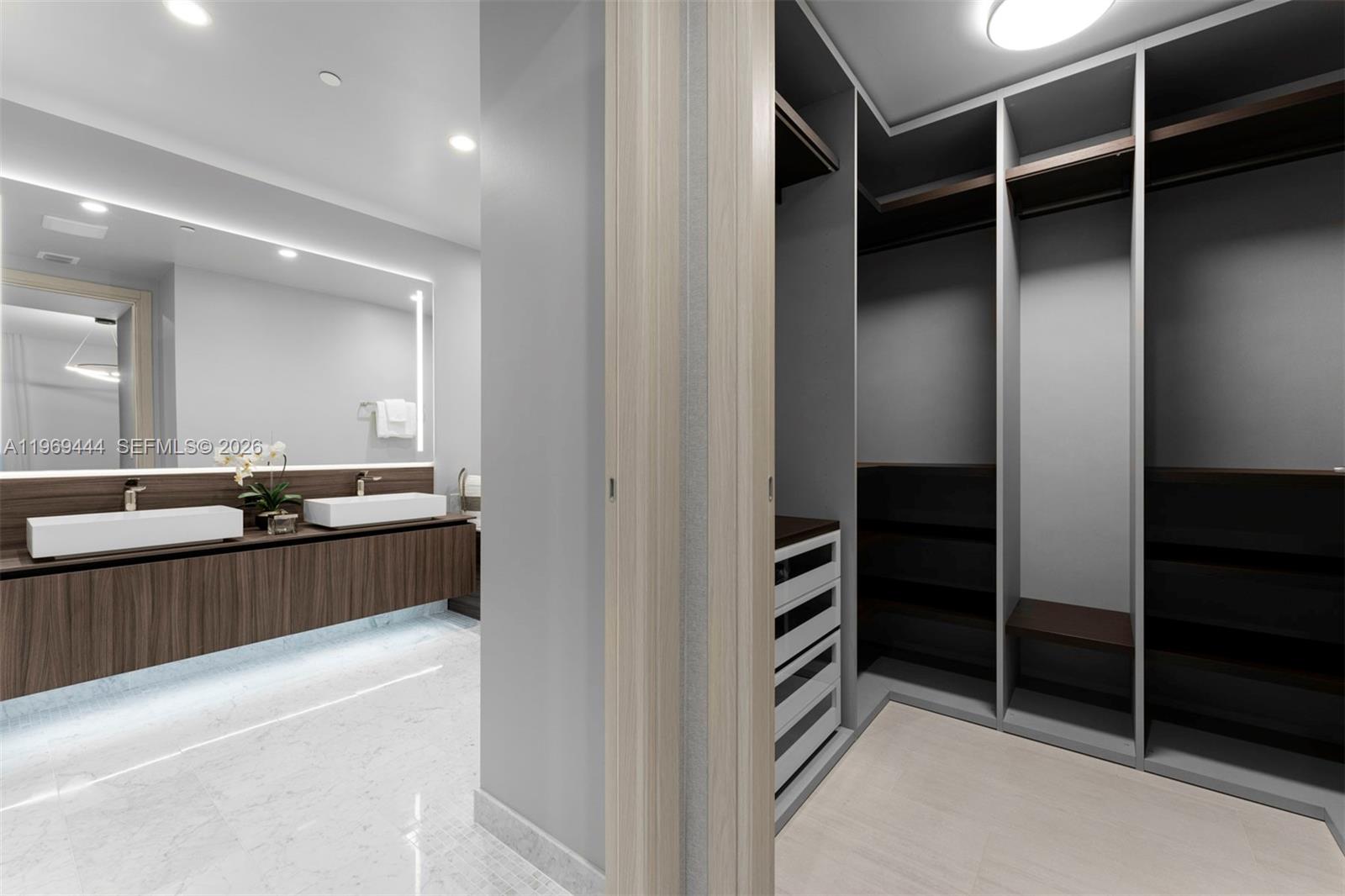 1000 Brickell Plz Unit: PH6108