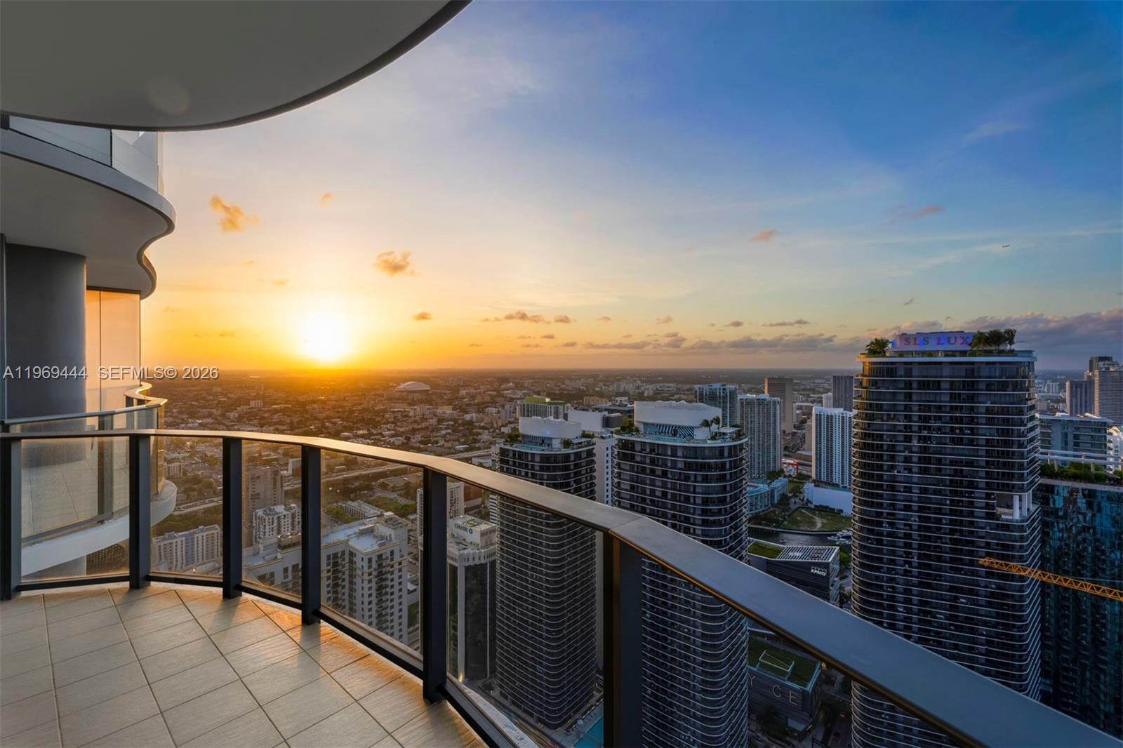 1000 Brickell Plz Unit: PH6108
