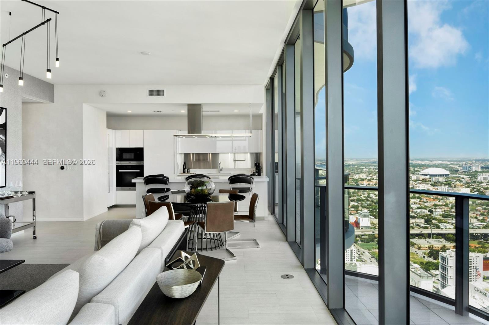 1000 Brickell Plz Unit: PH6108