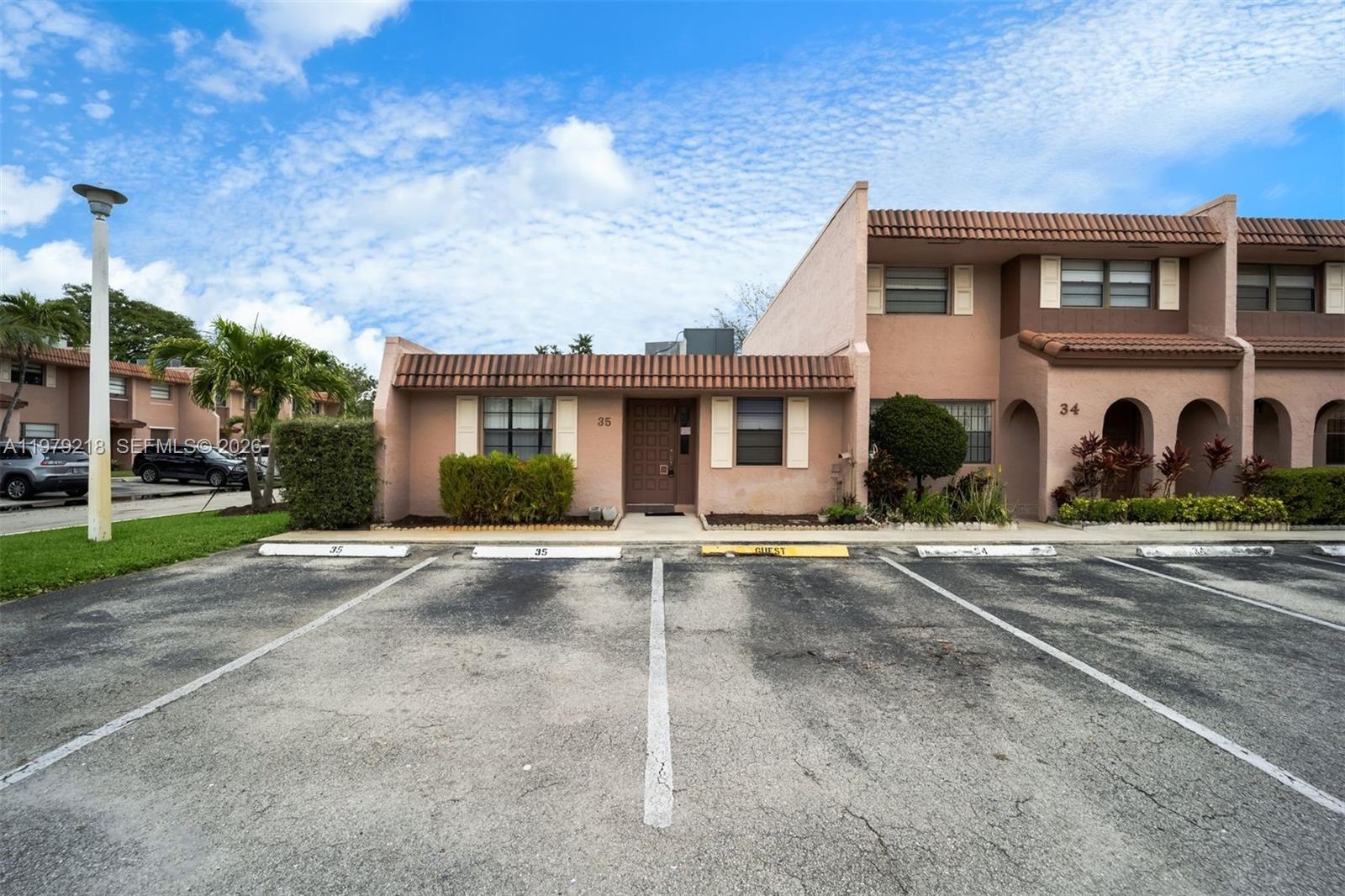 35 Cortez Way # 43 Unit: 1-43