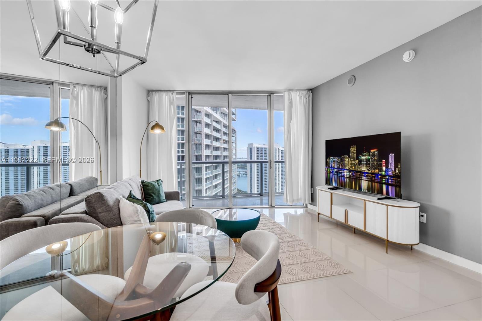 495 Brickell Ave # 3708