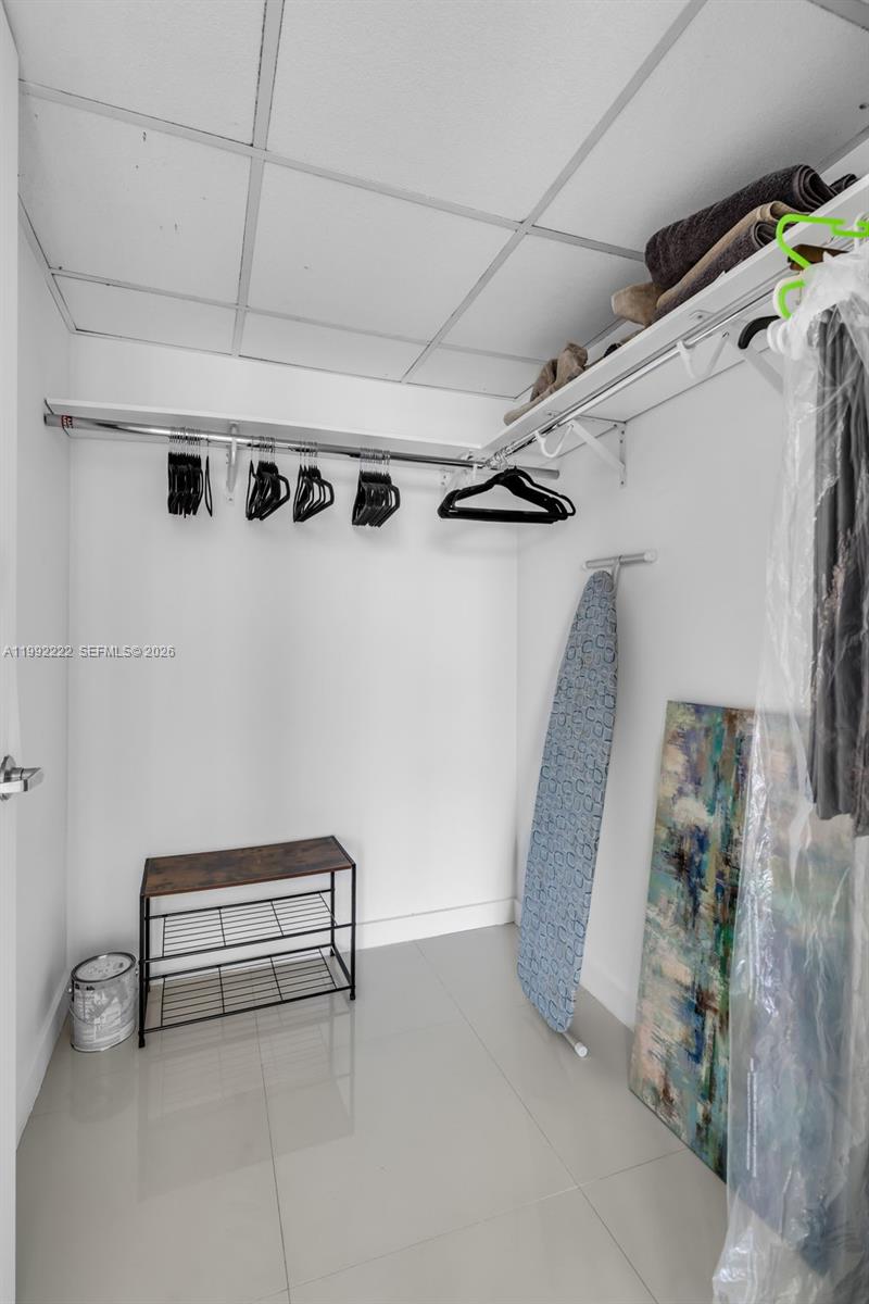 495 Brickell Ave # 3708