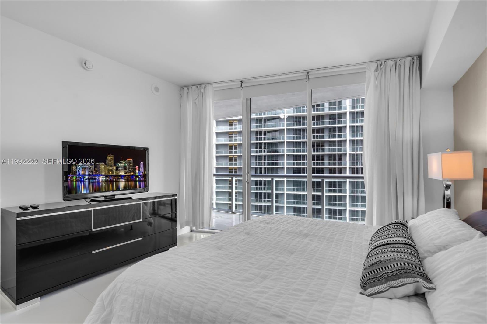 495 Brickell Ave # 3708