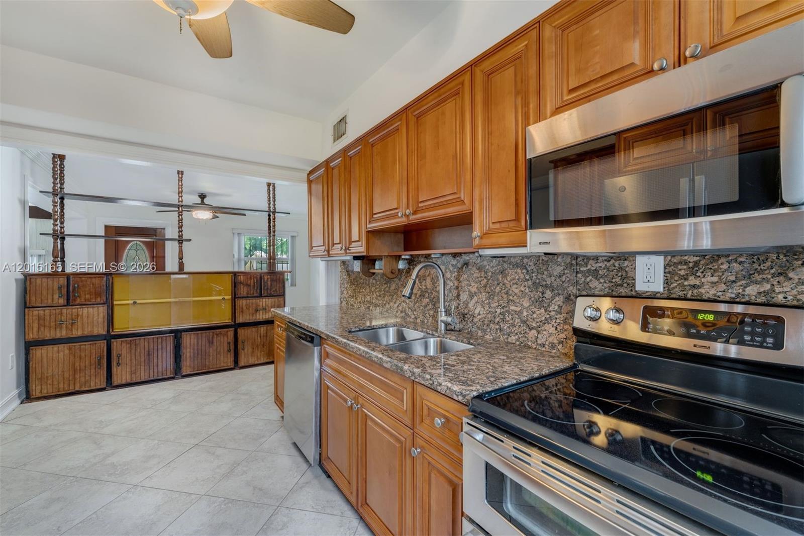 2674 W 8th Ct