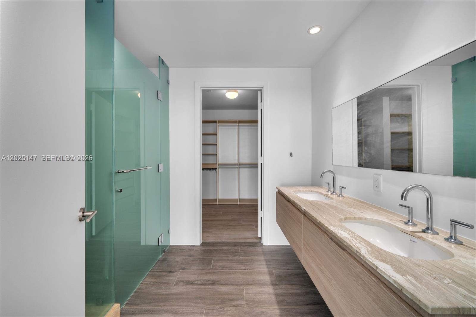 2900 NE 7th Ave # 504