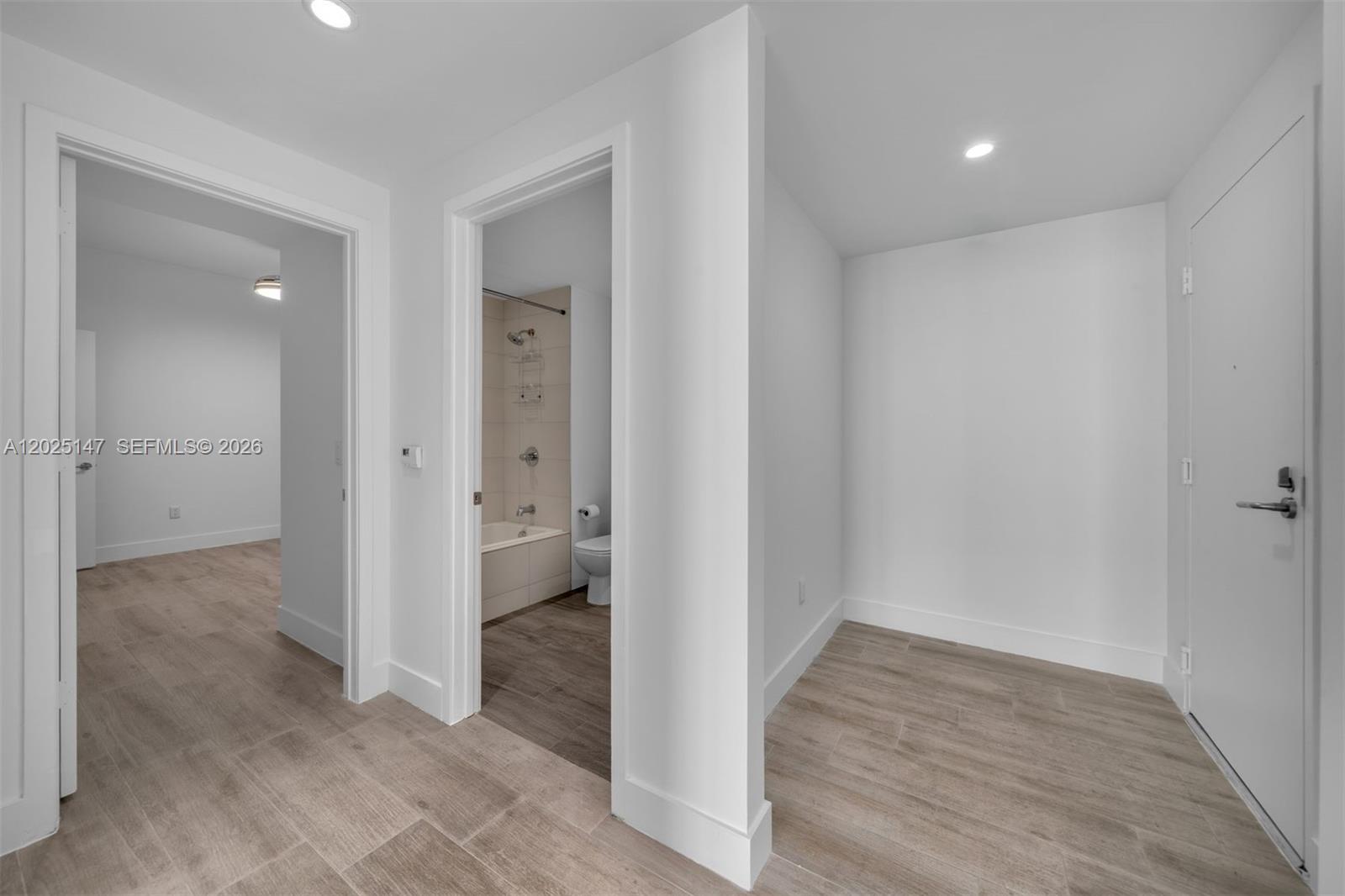 2900 NE 7th Ave # 504