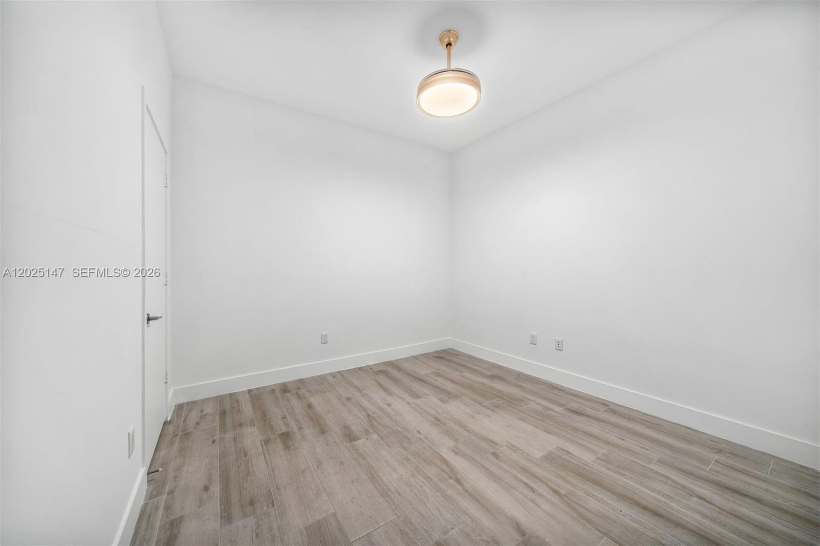 2900 NE 7th Ave # 504