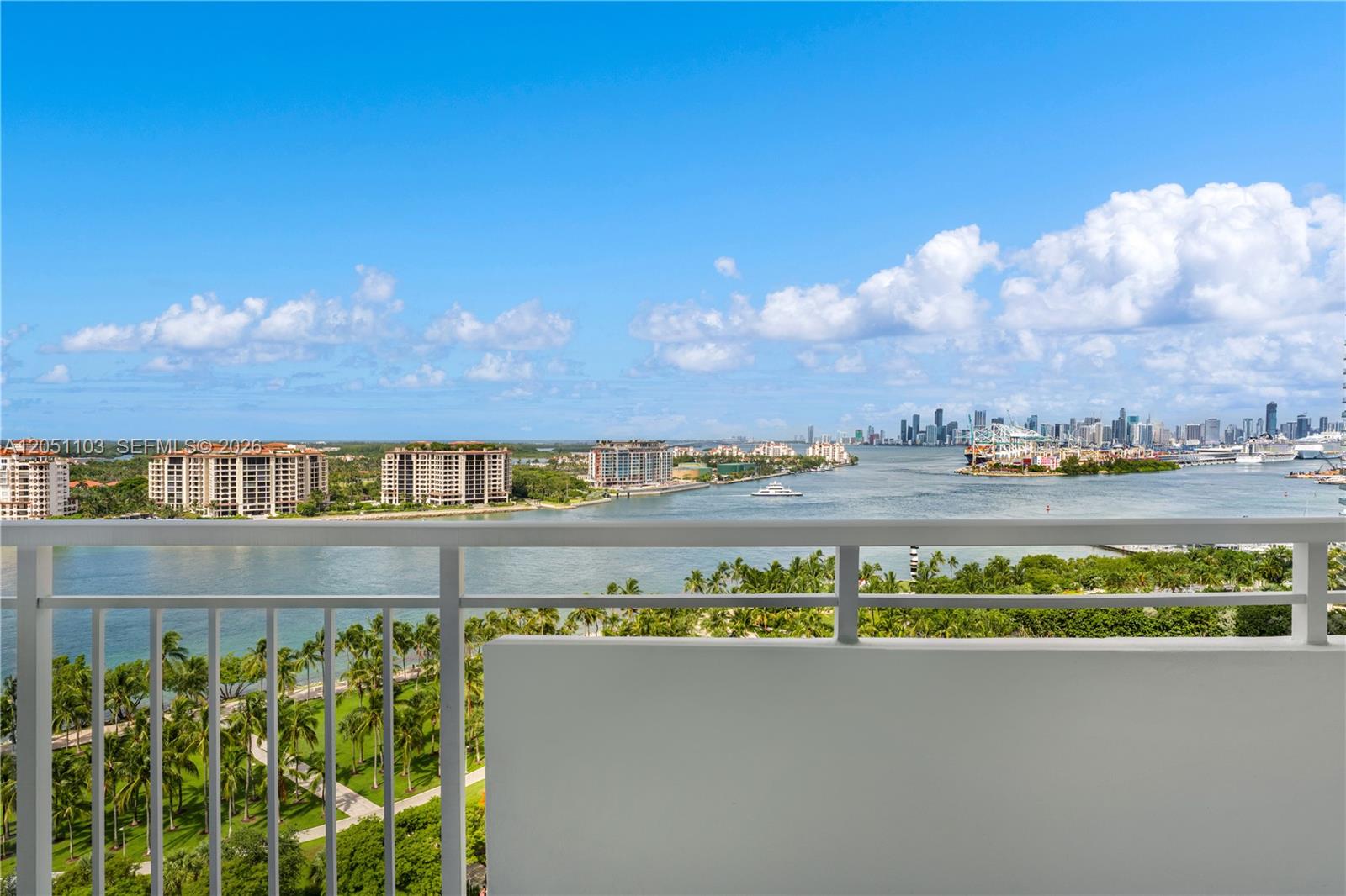 400 S Pointe Dr # 1805
