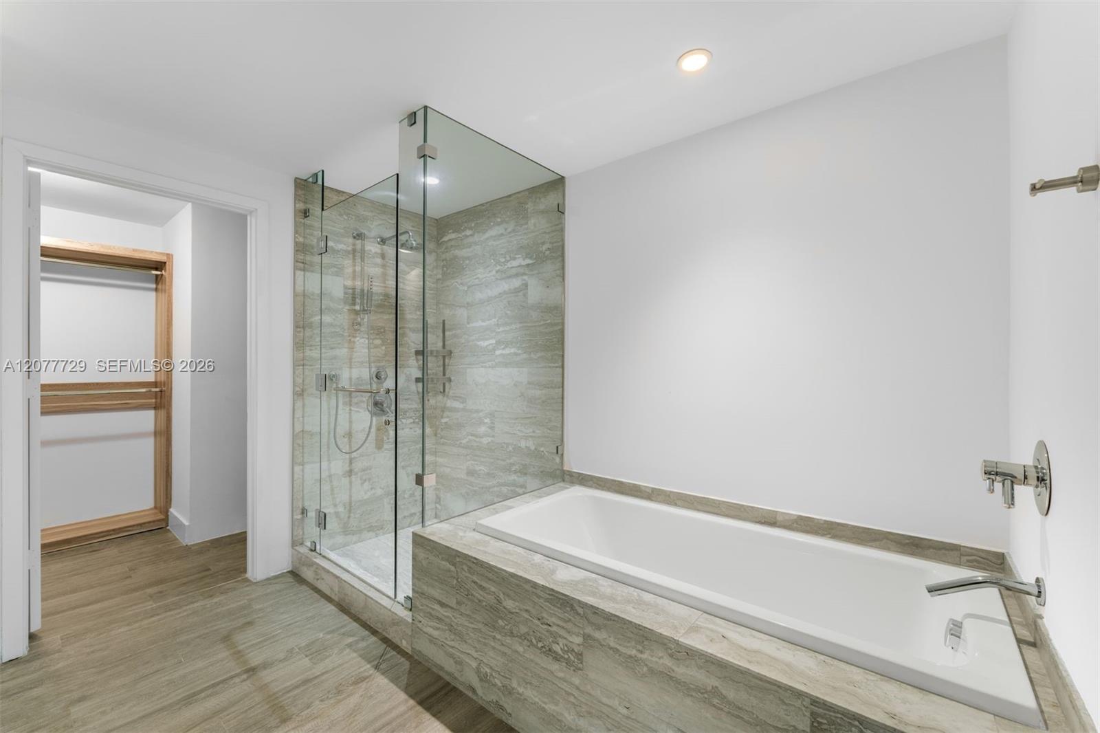 2900 NE 7th Ave # 1409