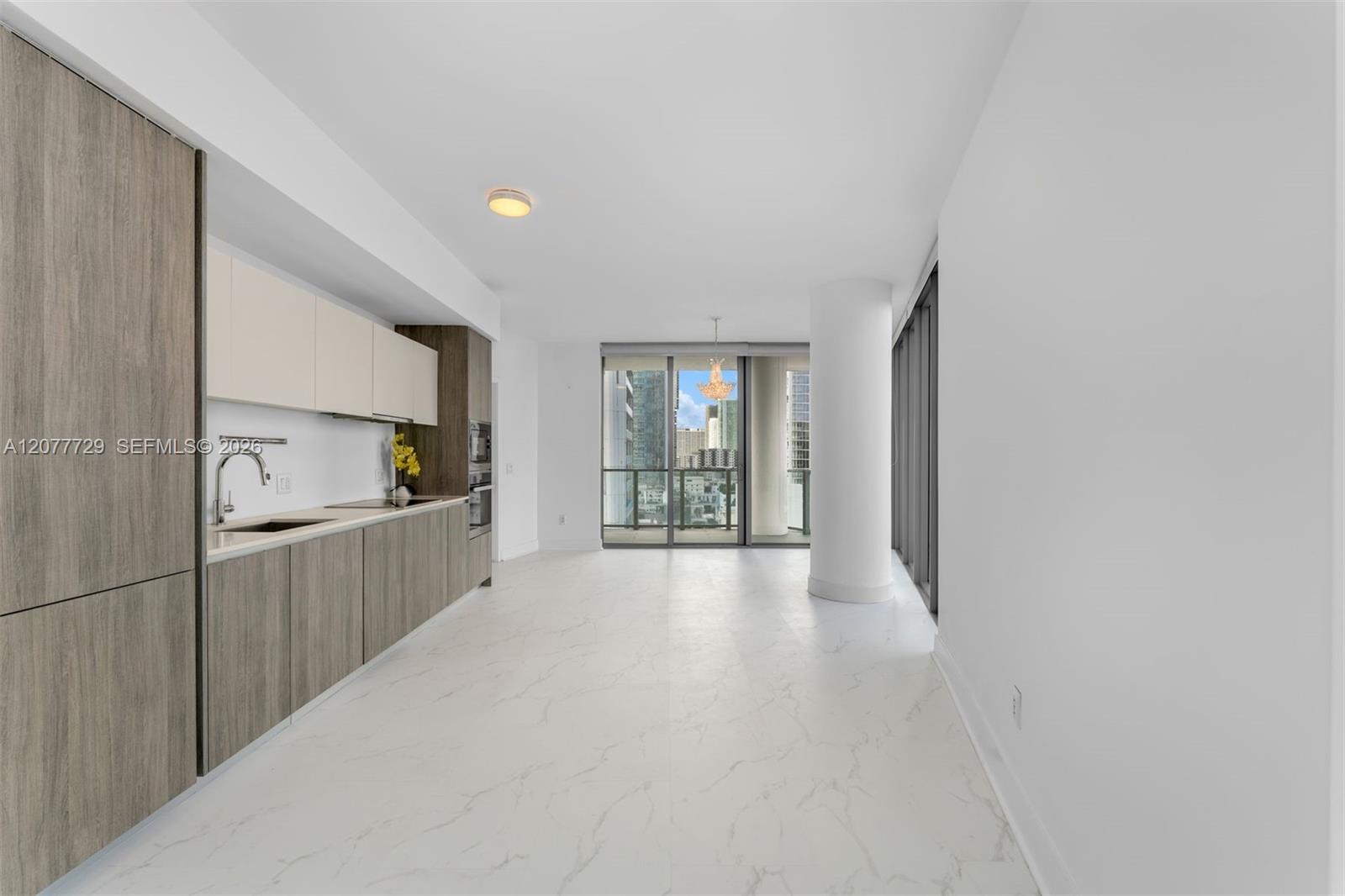 2900 NE 7th Ave # 1409