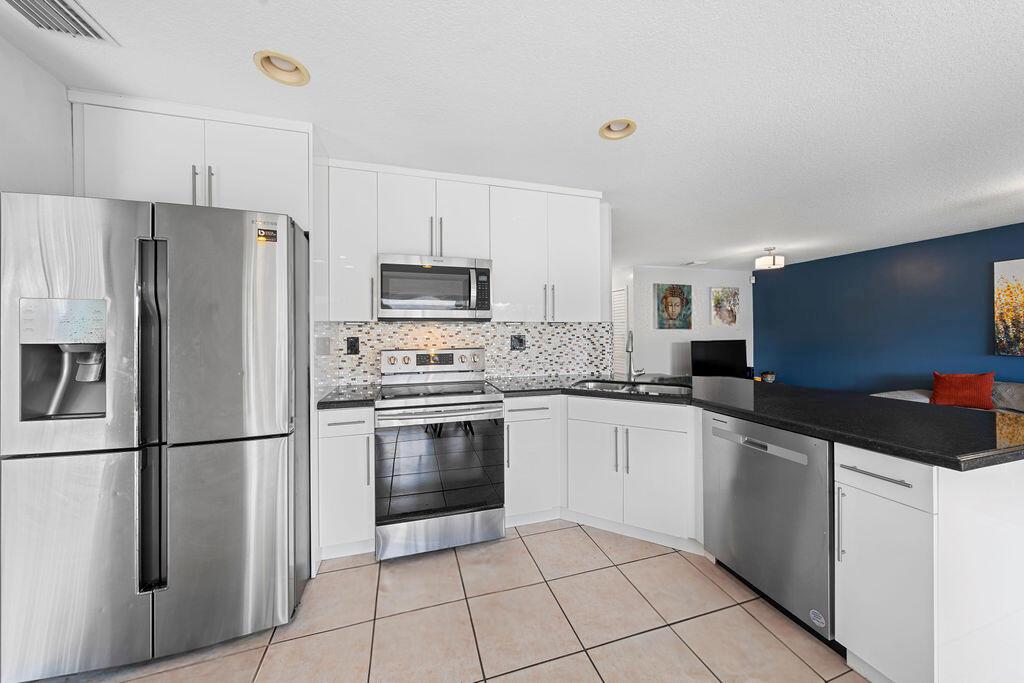 11018 NW 47th Terrace