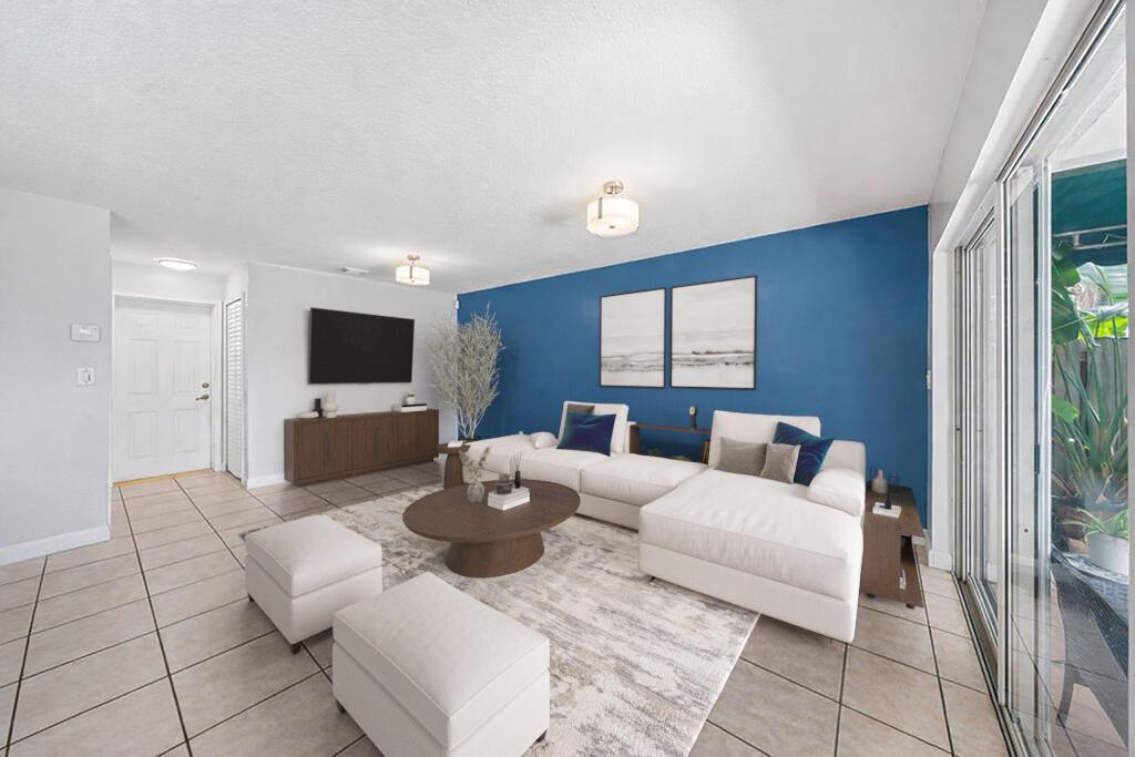 11018 NW 47th Terrace