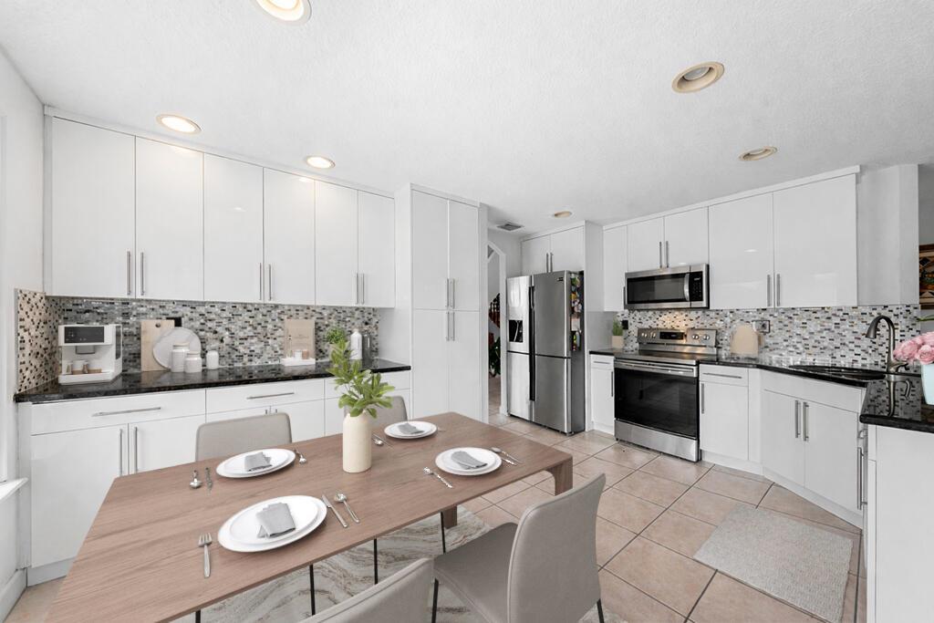 11018 NW 47th Terrace