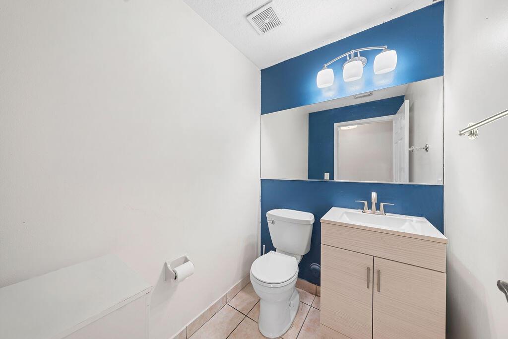 11018 NW 47th Terrace