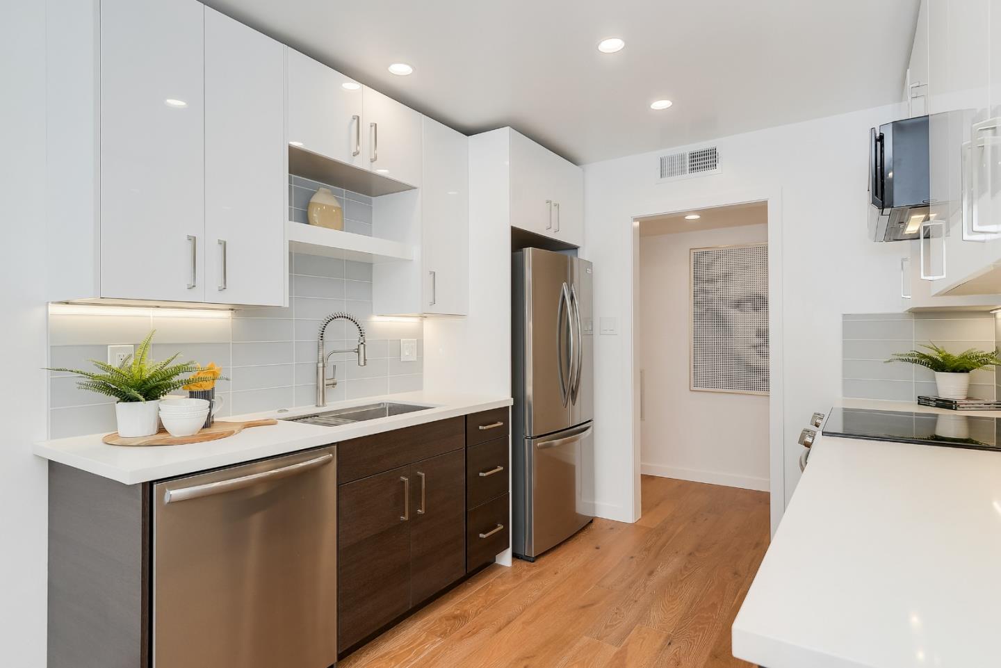 21 Willow RD 24