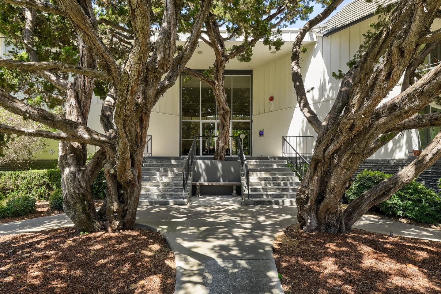 21 Willow RD 24