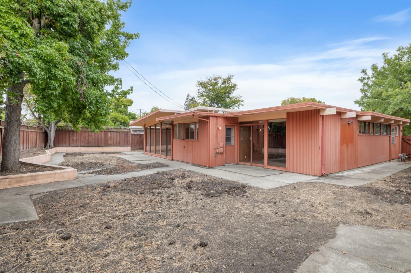 3728 Carlson Circle