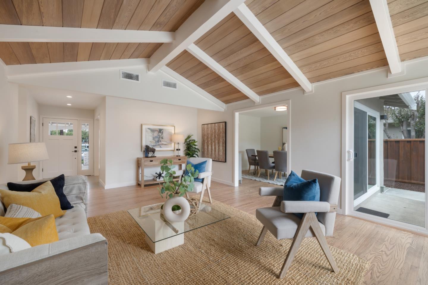 343 Redwood Avenue