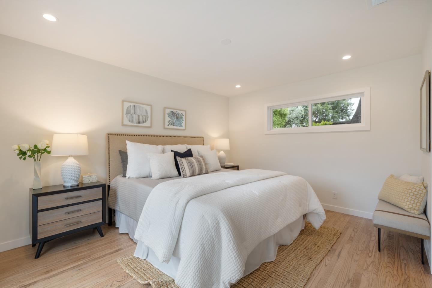 343 Redwood Avenue