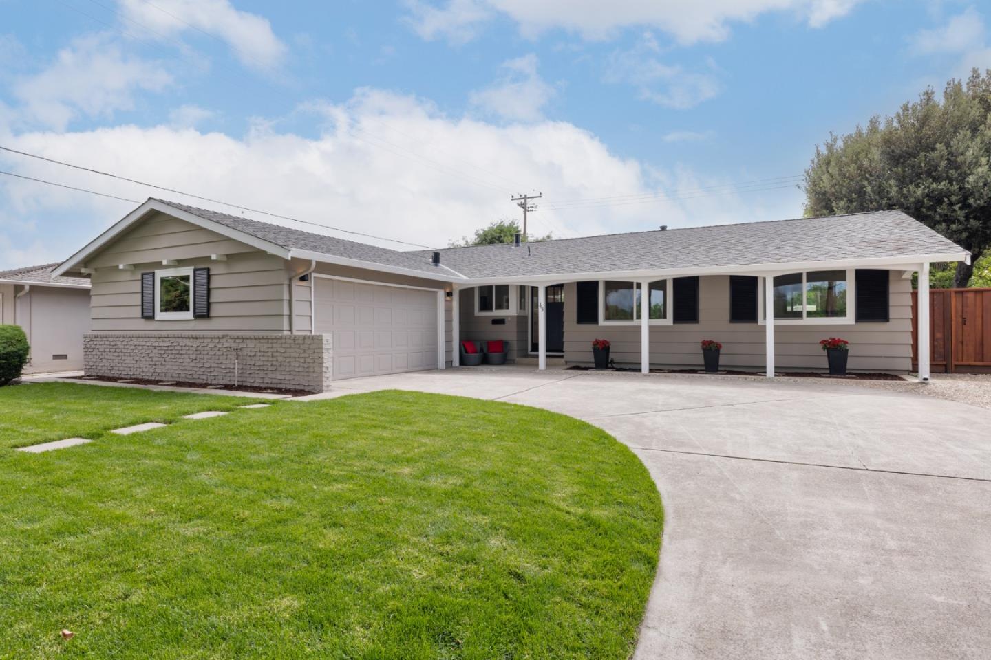 343 Redwood Avenue