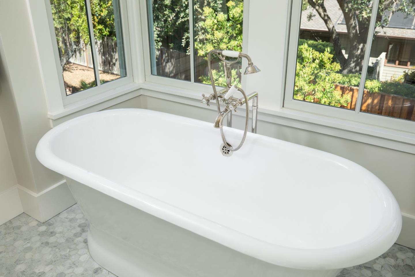 13415 Country WAY