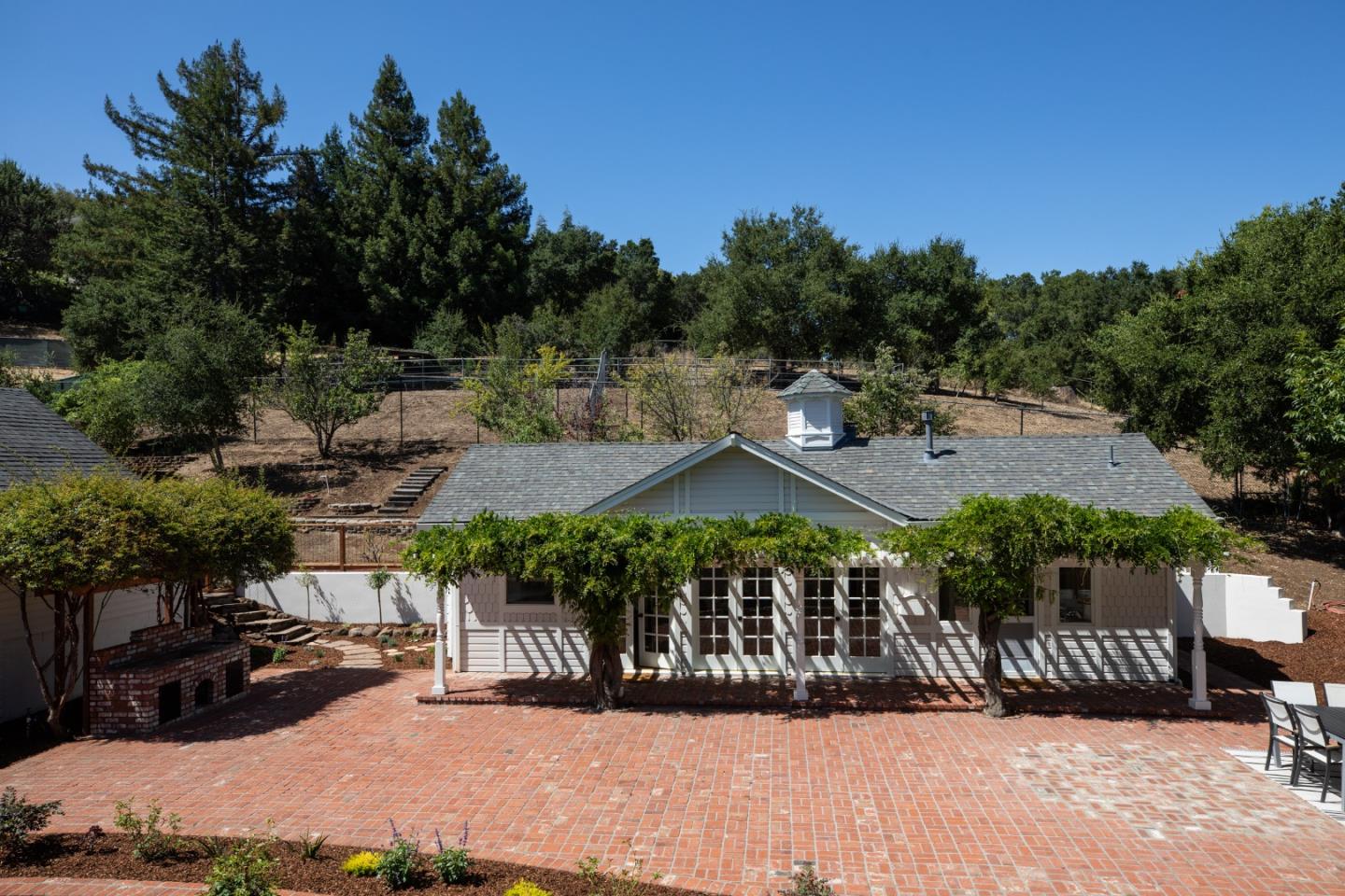 13415 Country WAY