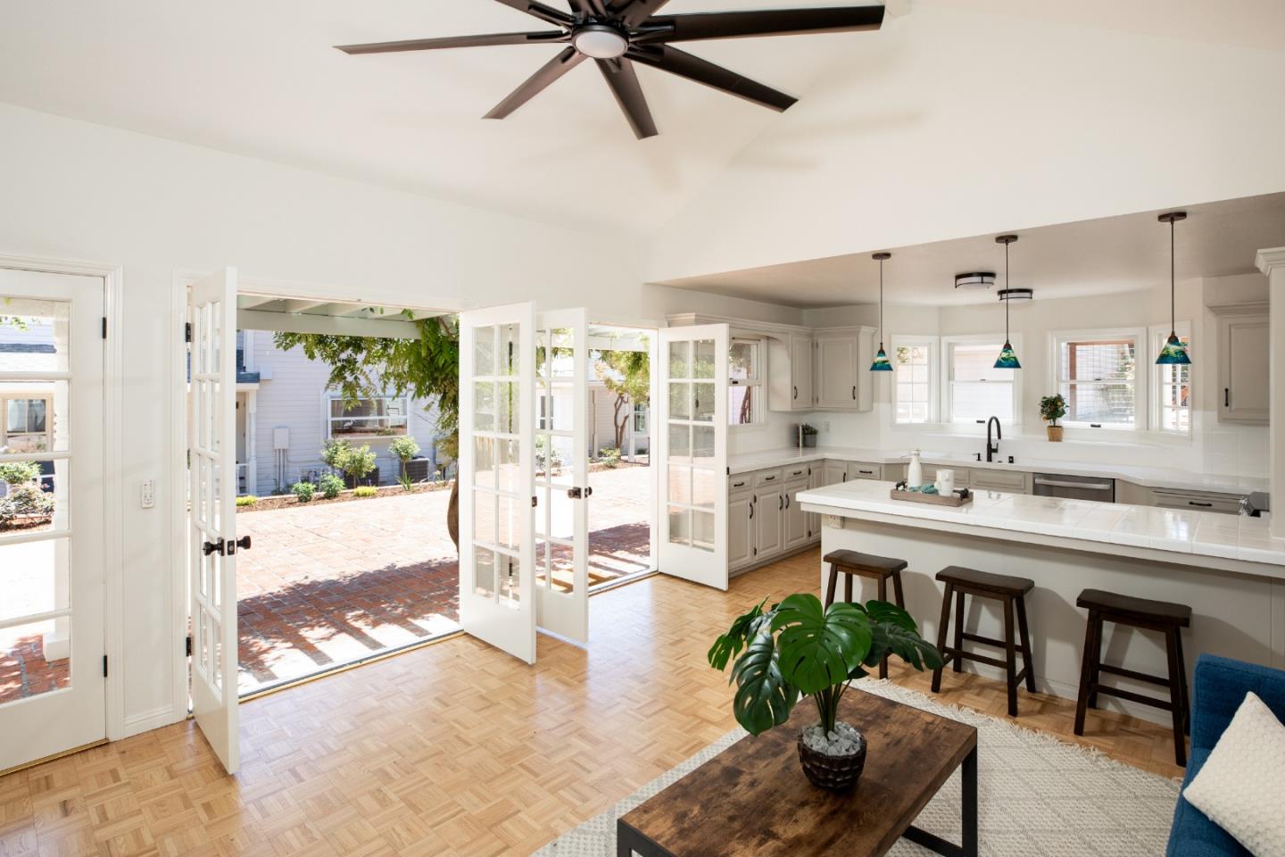 13415 Country WAY
