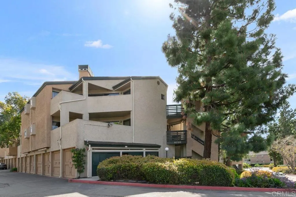 9705 Mesa Springs Way # 219