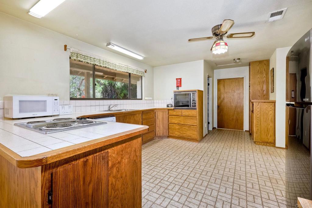 14760 Midland