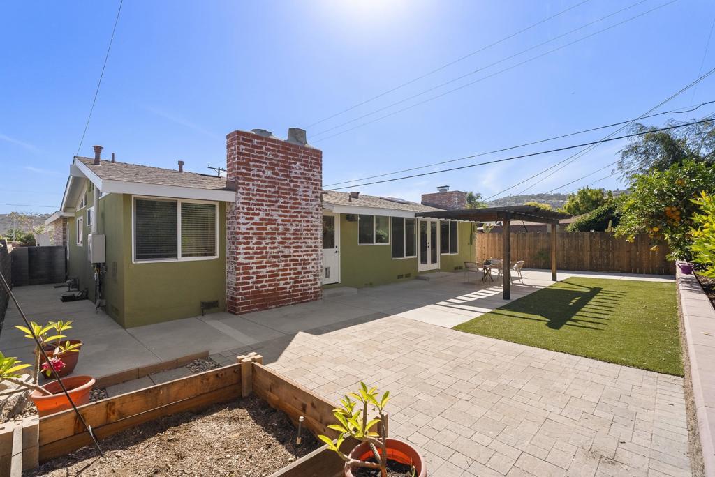 5551 Gala Avenue