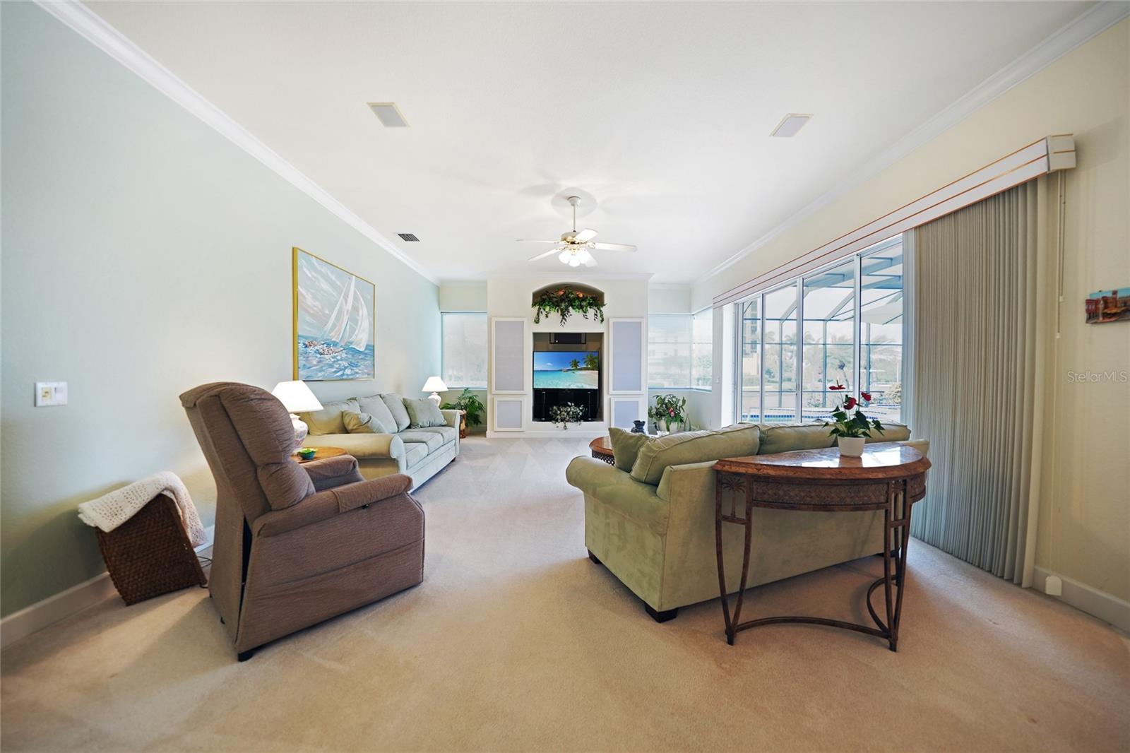 3351 DIAMOND KEY CT