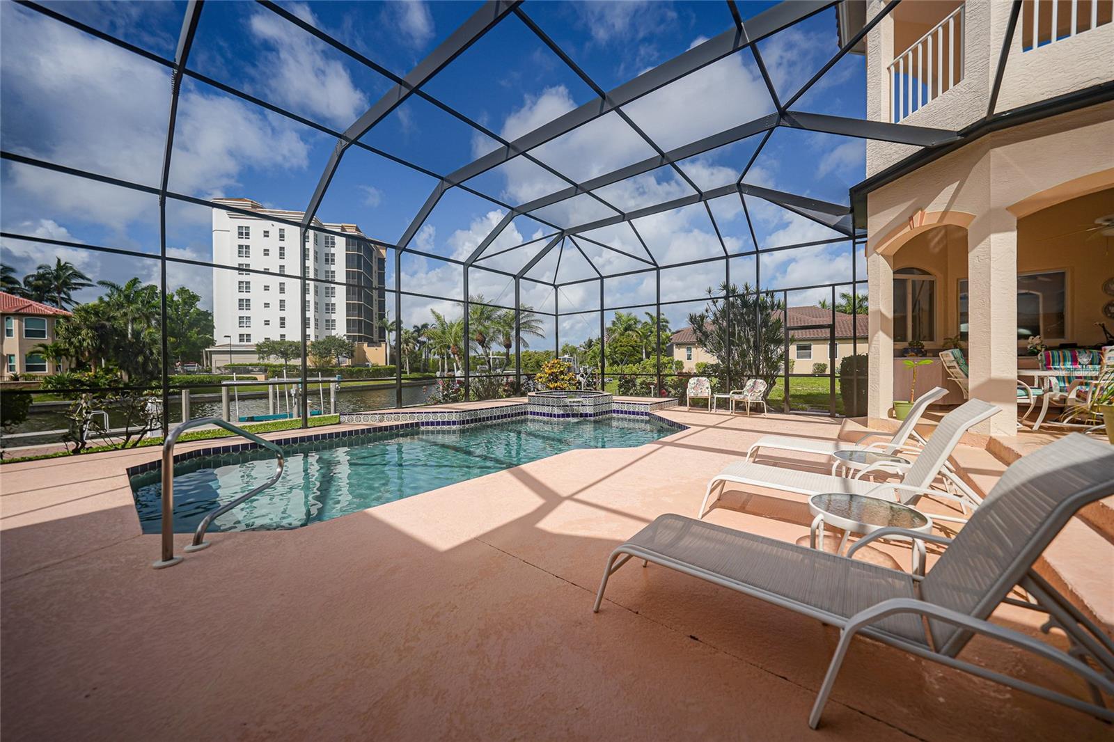3351 DIAMOND KEY CT
