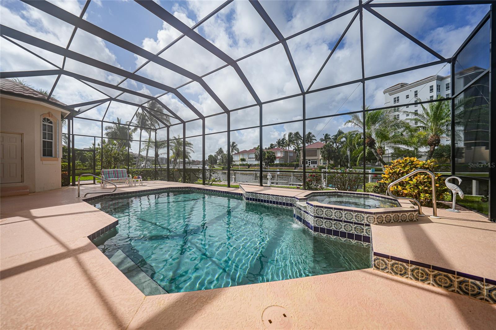 3351 DIAMOND KEY CT