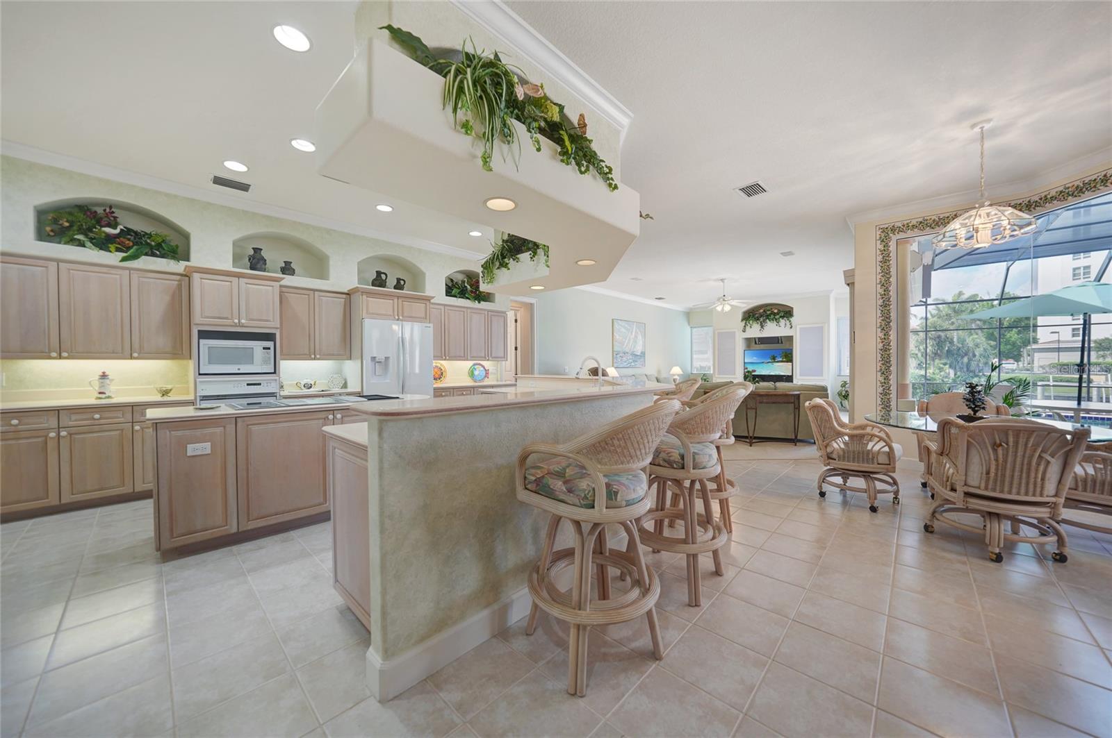 3351 DIAMOND KEY CT