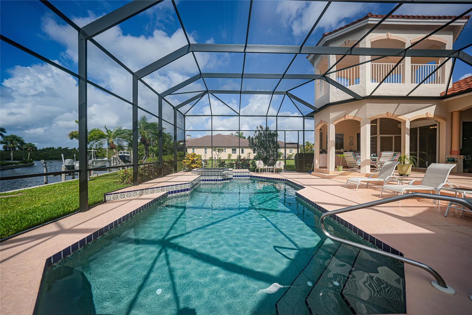 3351 DIAMOND KEY CT