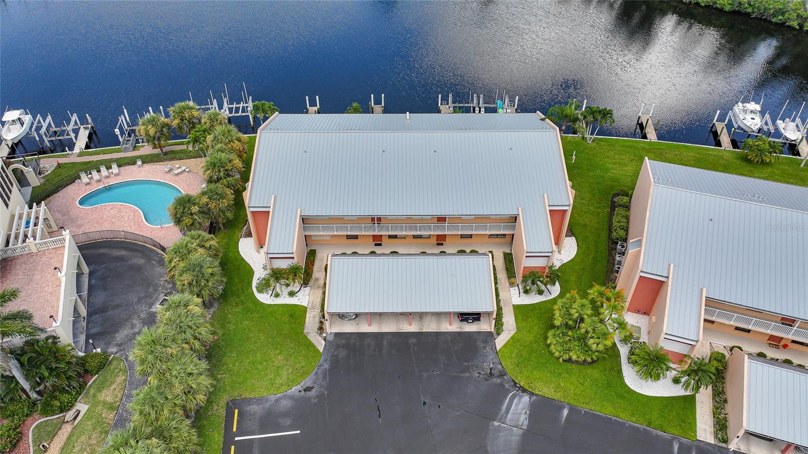 1344 ROCK DOVE CT #D102