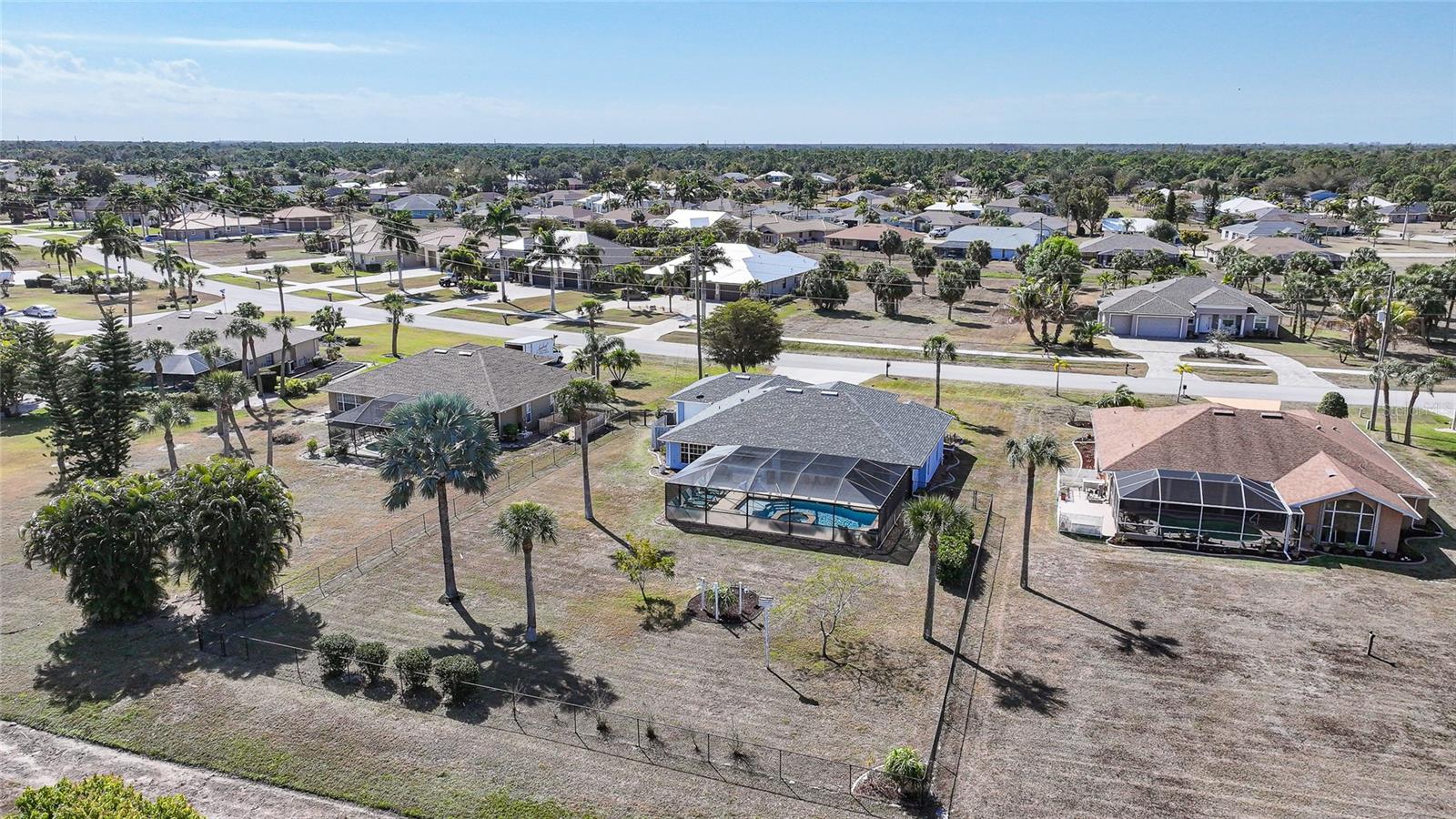 600 ROYAL POINCIANA