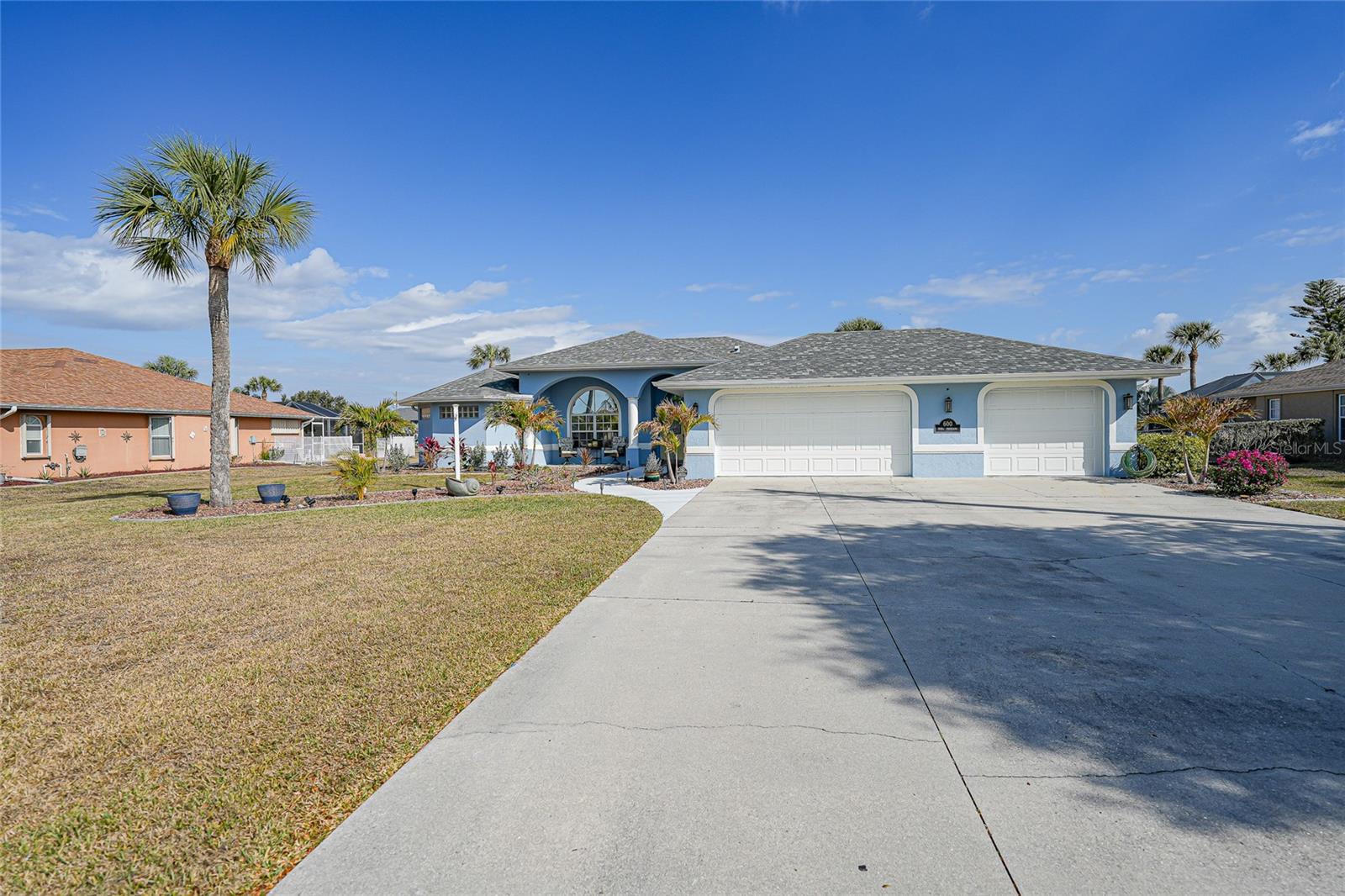 600 ROYAL POINCIANA