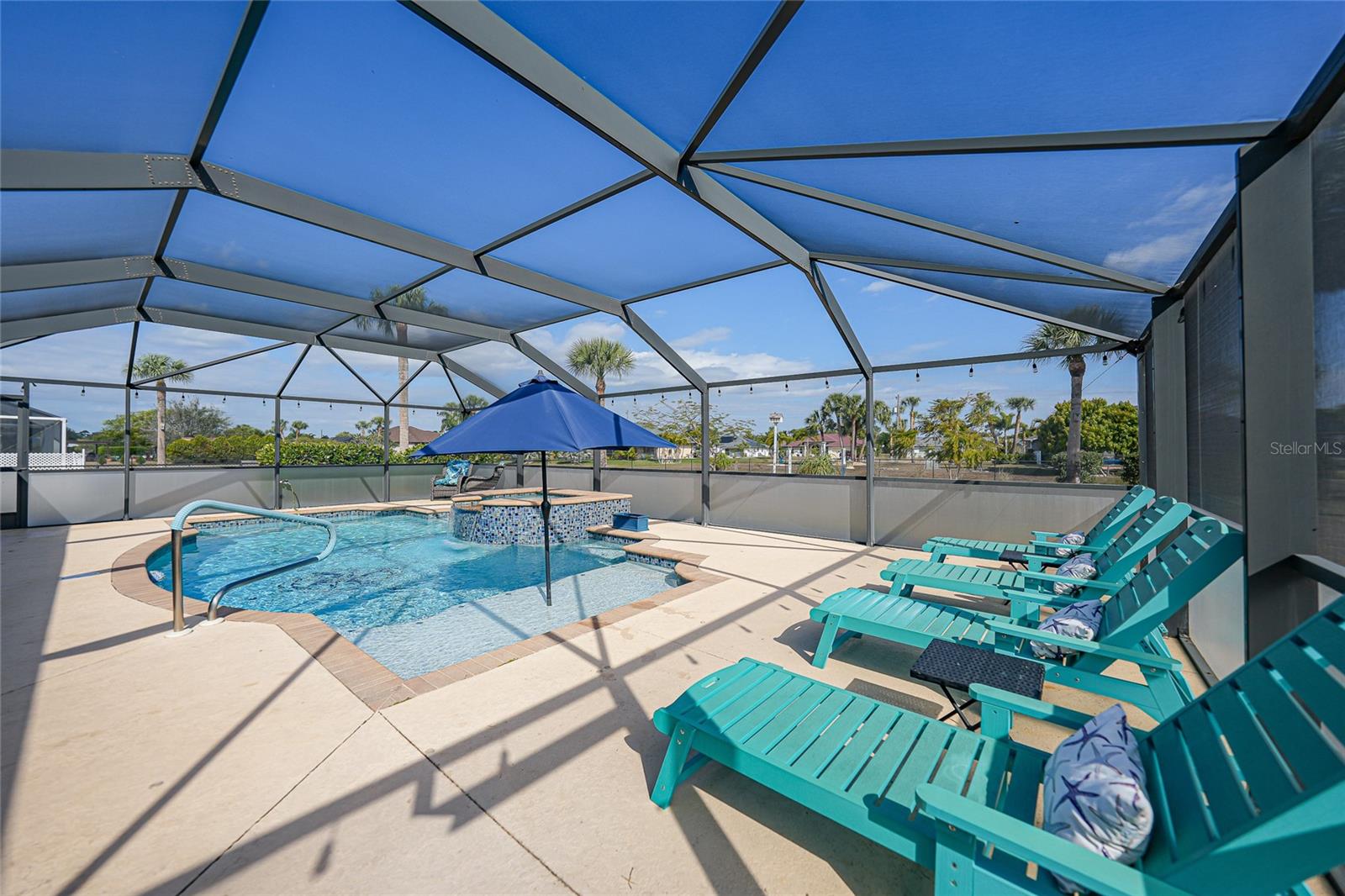 600 ROYAL POINCIANA