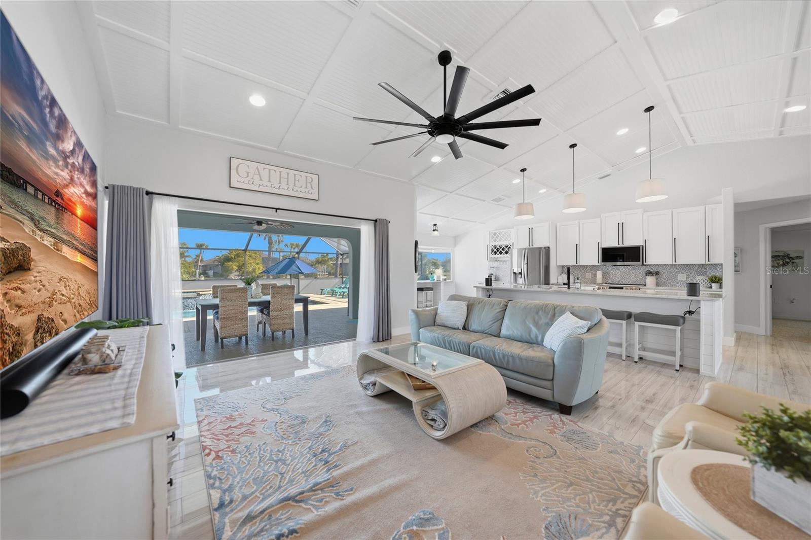 600 ROYAL POINCIANA